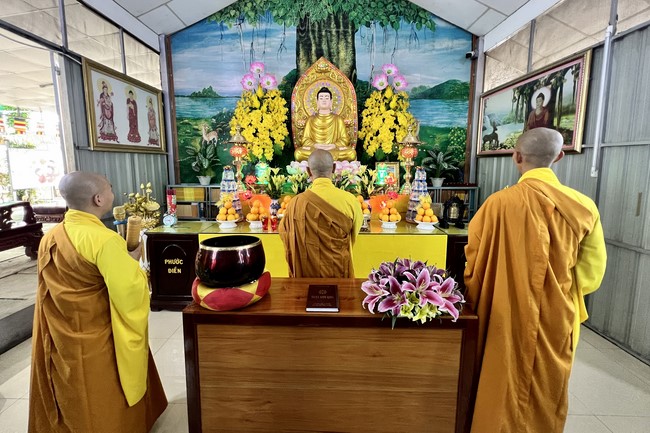 One day Practice at Cambodia Hoang Phap Temple