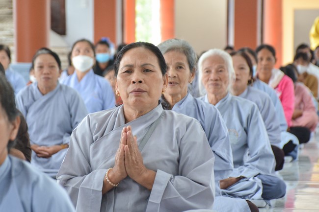 One-Day Peaceful Retreat at Dang Phap Pagoda