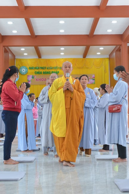 One-Day Peaceful Retreat at Dang Phap Pagoda