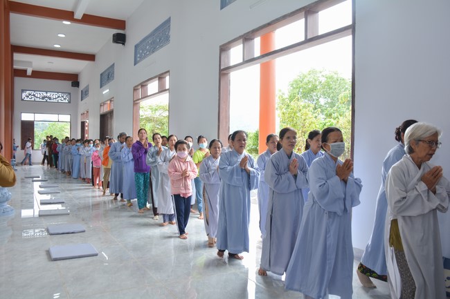 One-Day Peaceful Retreat at Dang Phap Pagoda