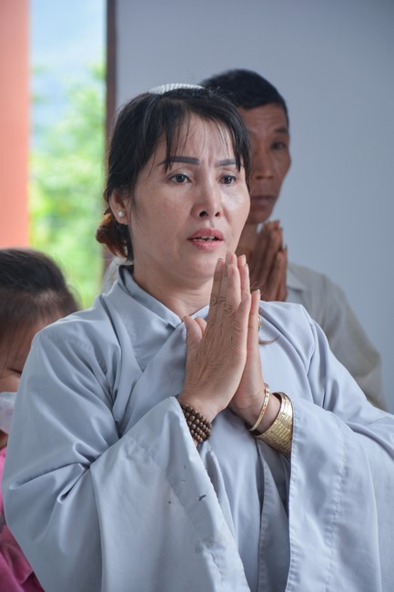 One-Day Peaceful Retreat at Dang Phap Pagoda