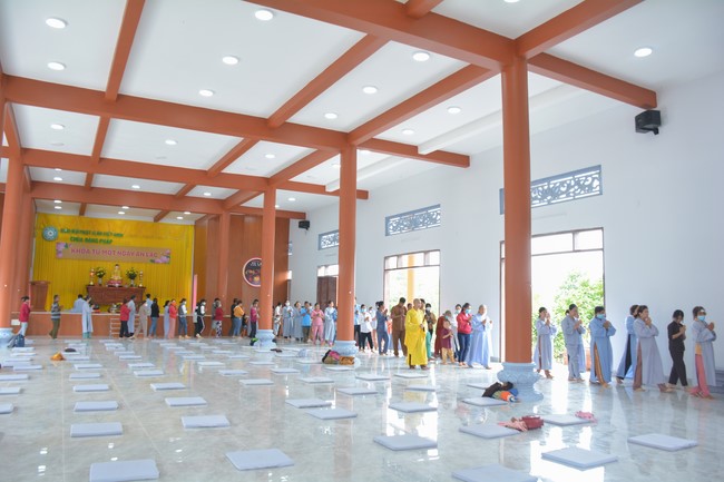 One-Day Peaceful Retreat at Dang Phap Pagoda