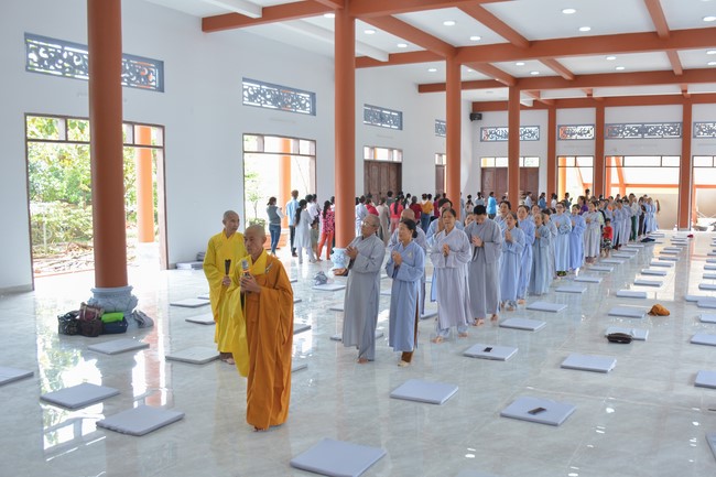 One-Day Peaceful Retreat at Dang Phap Pagoda