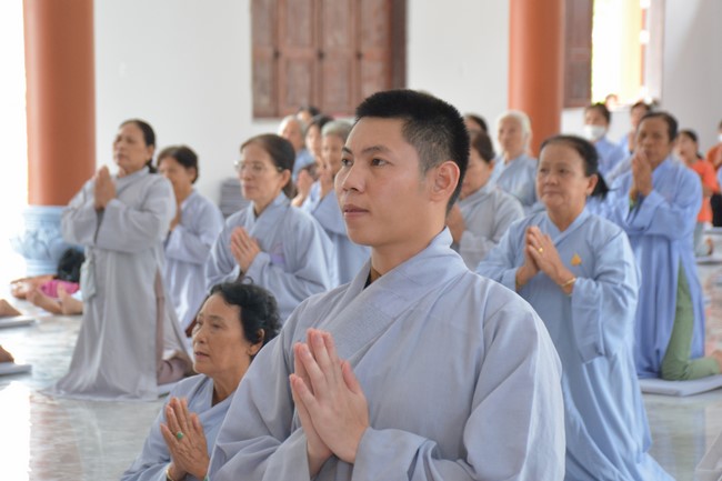 One-Day Peaceful Retreat at Dang Phap Pagoda