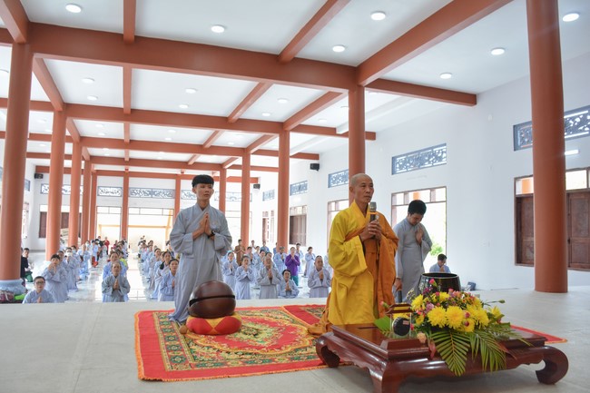 One-Day Peaceful Retreat at Dang Phap Pagoda