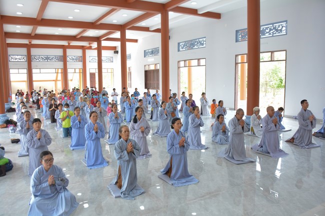 One-Day Peaceful Retreat at Dang Phap Pagoda