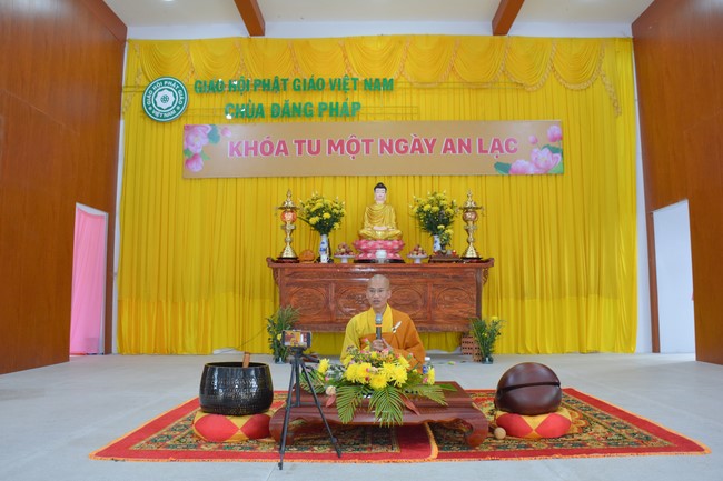One-Day Peaceful Retreat at Dang Phap Pagoda