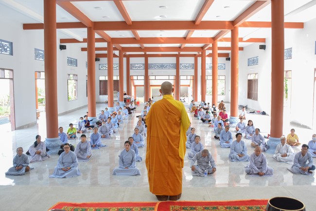 One-Day Peaceful Retreat at Dang Phap Pagoda