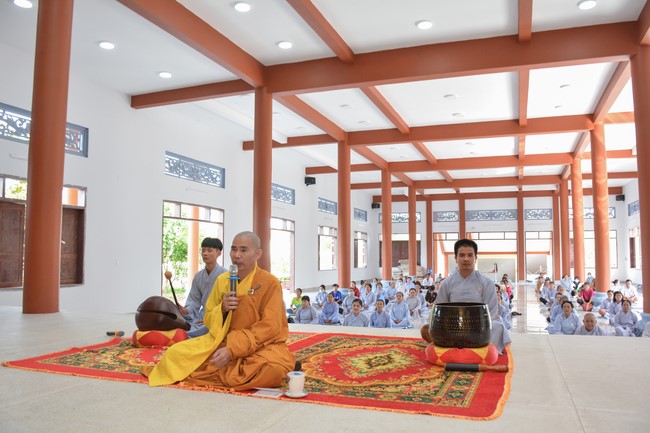 One-Day Peaceful Retreat at Dang Phap Pagoda