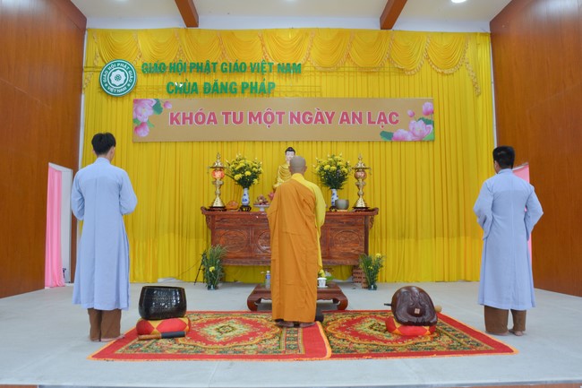 One-Day Peaceful Retreat at Dang Phap Pagoda