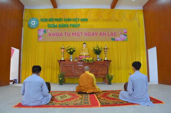 One-Day Peaceful Retreat at Dang Phap Pagoda
