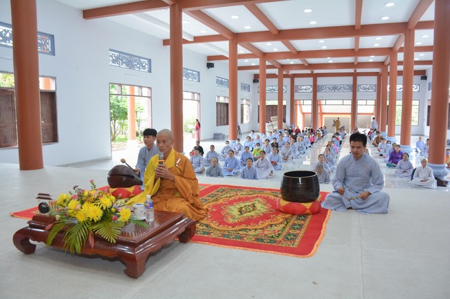 One-Day Peaceful Retreat at Dang Phap Pagoda