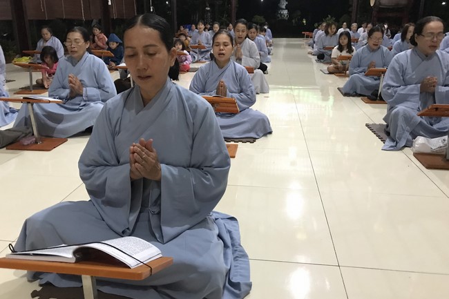 Periodic repentance ceremony at Suoi Phap Pagoda