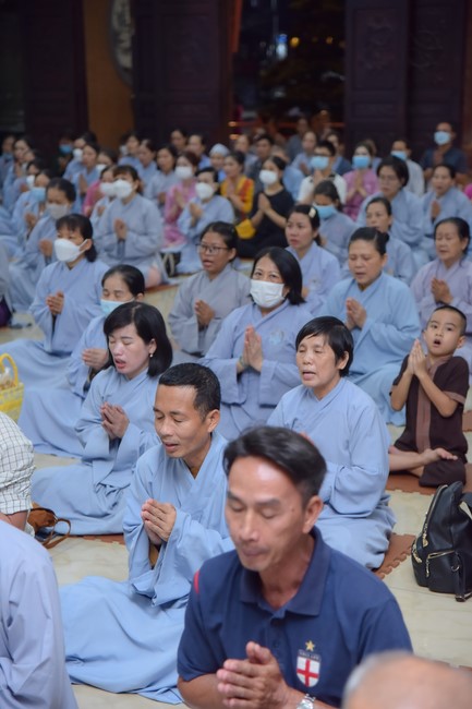 Prostrating five hundred names Bodhisattva Avalokitesvara