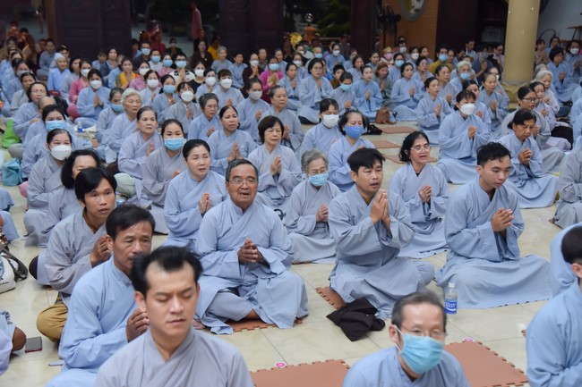 Prostrating five hundred names Bodhisattva Avalokitesvara