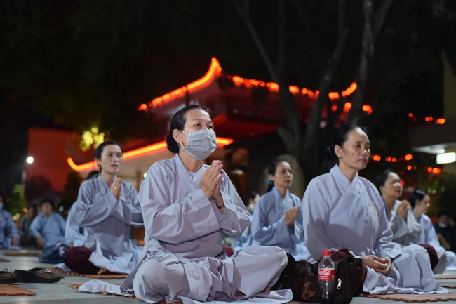 Prostrating five hundred names Bodhisattva Avalokitesvara