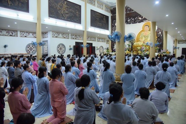 Prostrating five hundred names Bodhisattva Avalokitesvara