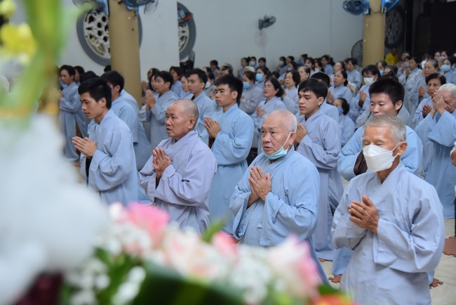 Prostrating five hundred names Bodhisattva Avalokitesvara