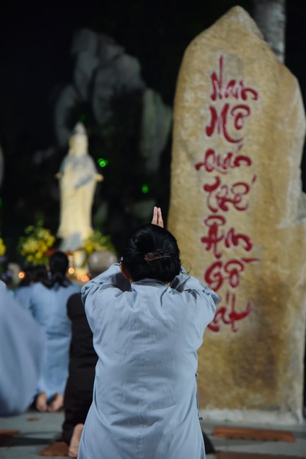 Prostrating five hundred names Bodhisattva Avalokitesvara