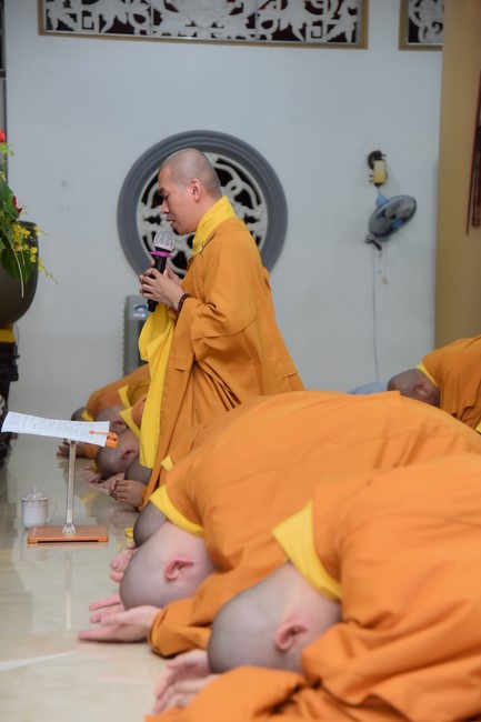 Prostrating five hundred names Bodhisattva Avalokitesvara