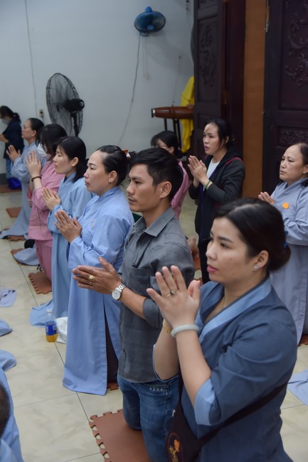 Prostrating five hundred names Bodhisattva Avalokitesvara