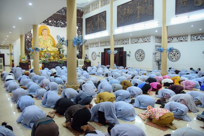 Prostrating five hundred names Bodhisattva Avalokitesvara