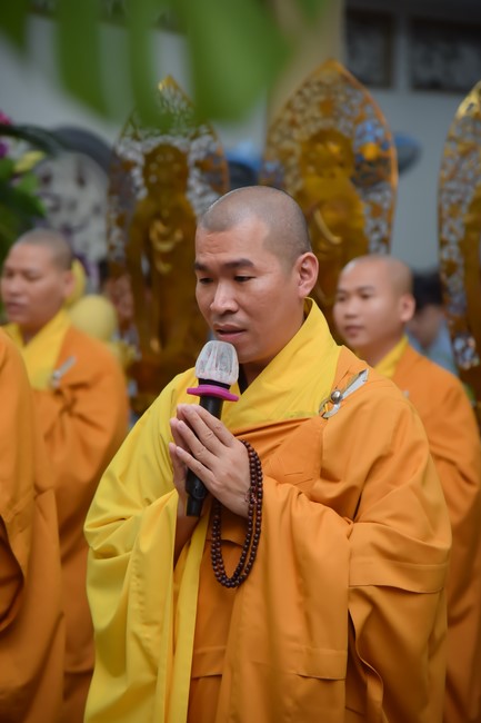 Prostrating five hundred names Bodhisattva Avalokitesvara