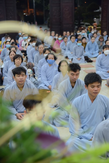 Prostrating five hundred names Bodhisattva Avalokitesvara