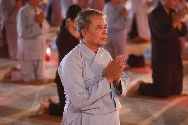 The commemoration of Avalokitesvara Bodhisattva 's ordination of  Co Am Pagoda