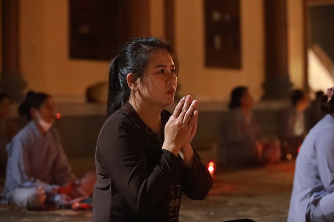 The commemoration of Avalokitesvara Bodhisattva 's ordination of  Co Am Pagoda