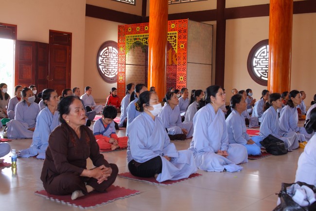 One - Day Retreat at Giai Lam pagoda in Ha Tinh