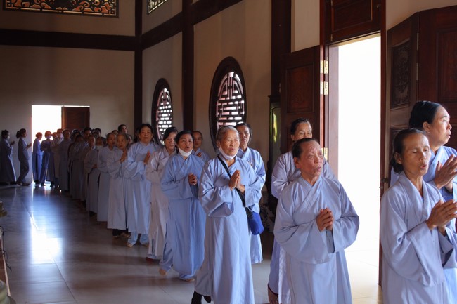 One - Day Retreat at Giai Lam pagoda in Ha Tinh