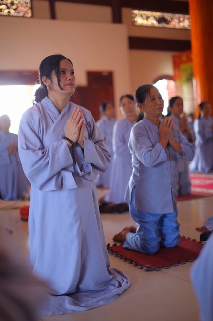 One - Day Retreat at Giai Lam pagoda in Ha Tinh