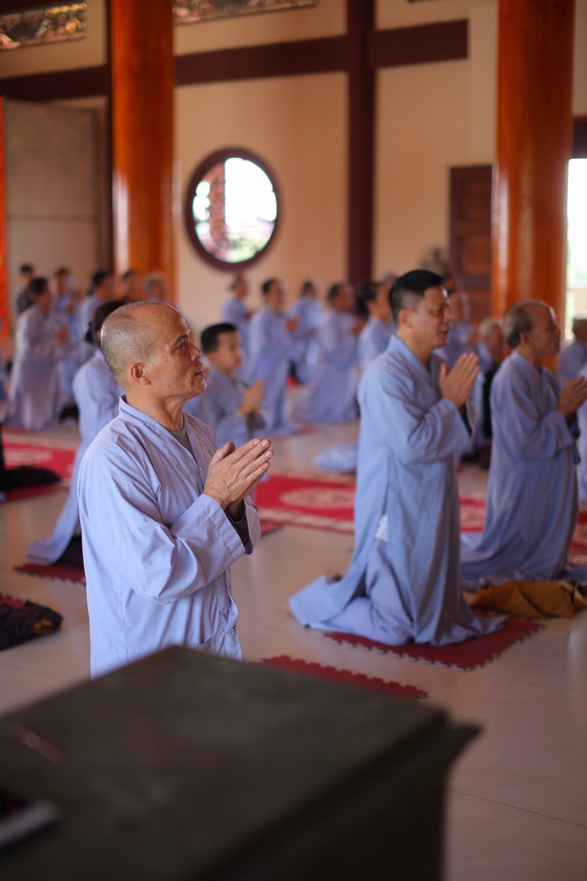 One - Day Retreat at Giai Lam pagoda in Ha Tinh