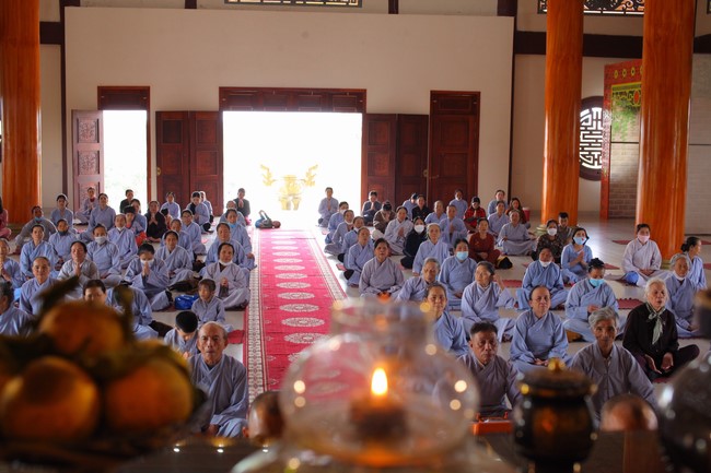 One - Day Retreat at Giai Lam pagoda in Ha Tinh