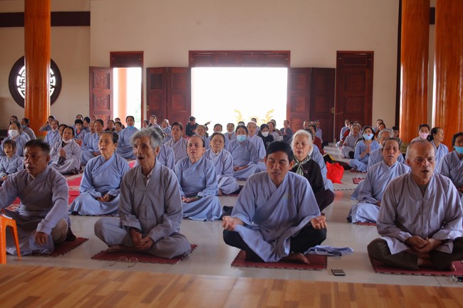 One - Day Retreat at Giai Lam pagoda in Ha Tinh