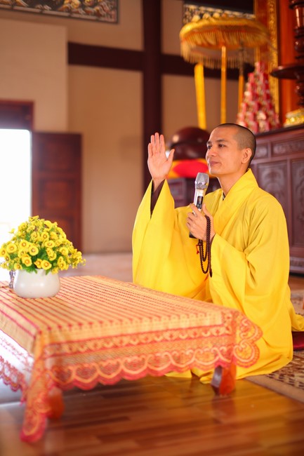 One - Day Retreat at Giai Lam pagoda in Ha Tinh