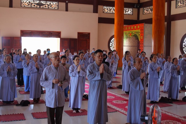 One - Day Retreat at Giai Lam pagoda in Ha Tinh