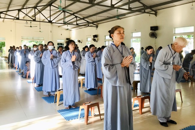 One - Day Retreat at Dong Cao pagoda