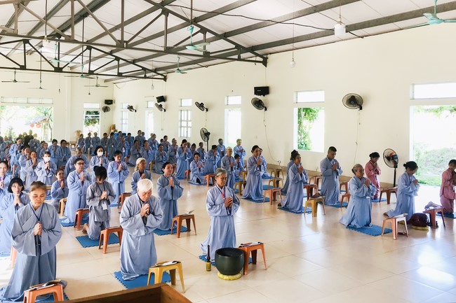 One - Day Retreat at Dong Cao pagoda