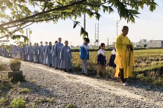One - Day Retreat at Dong Cao pagoda