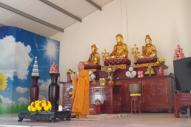 One - Day Retreat at Dong Cao pagoda