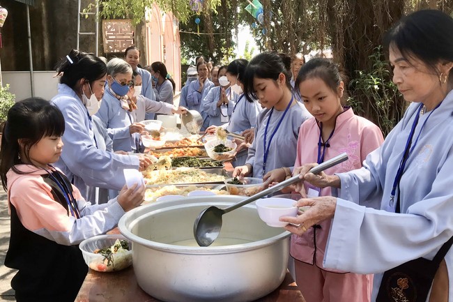 One - Day Retreat at Dong Cao pagoda