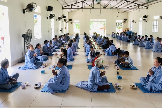 One - Day Retreat at Dong Cao pagoda