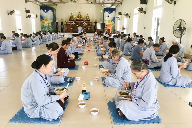 One - Day Retreat at Dong Cao pagoda