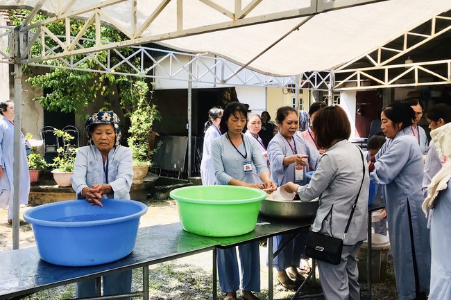 One - Day Retreat at Dong Cao pagoda