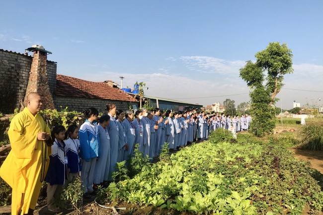 One - Day Retreat at Dong Cao pagoda