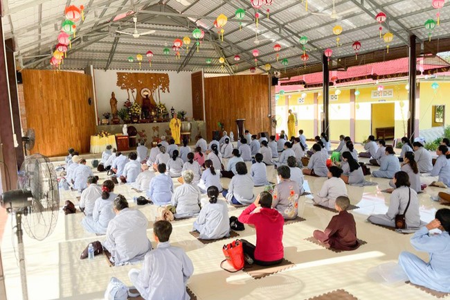 One - Day  Peaceful Retreat at Suoi Phap Pagoda
