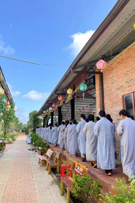 One - Day  Peaceful Retreat at Suoi Phap Pagoda