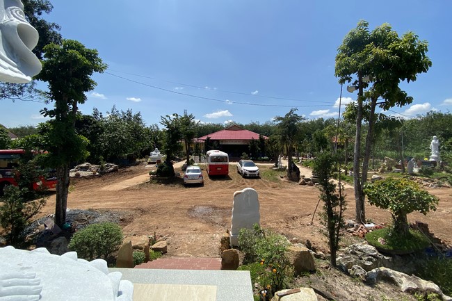One - Day  Peaceful Retreat at Suoi Phap Pagoda